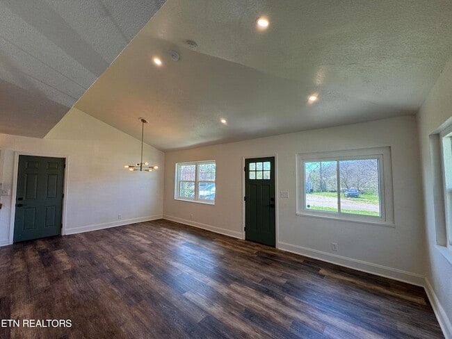 Photo - 1712 Vada Cir