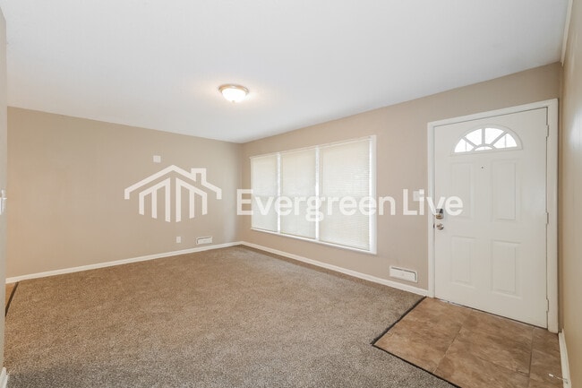 Photo - 7611 E 107th St