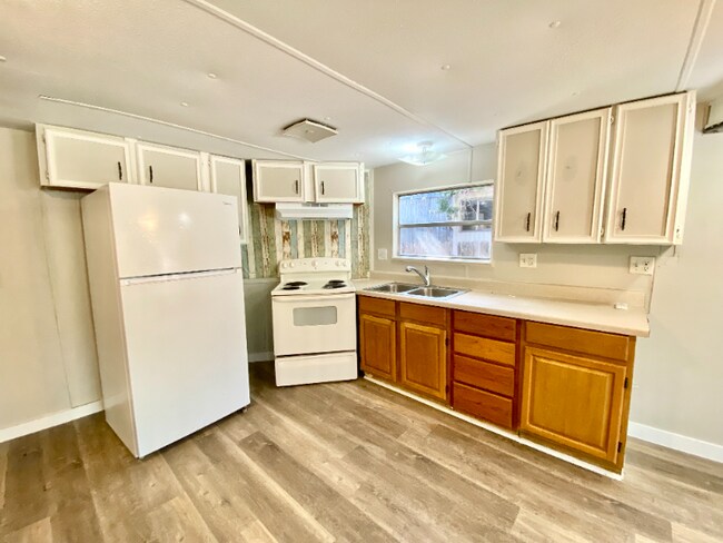 Photo - 109 Harmons Way