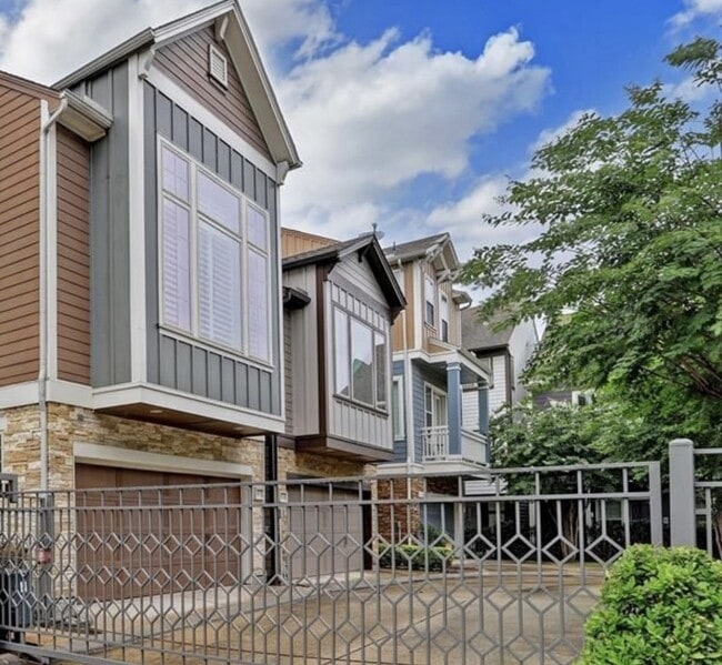 Photo - 1815 Drew St