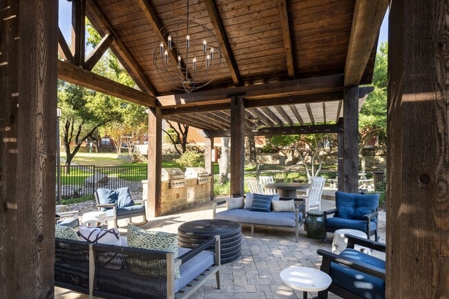 Steeplechase Apartments