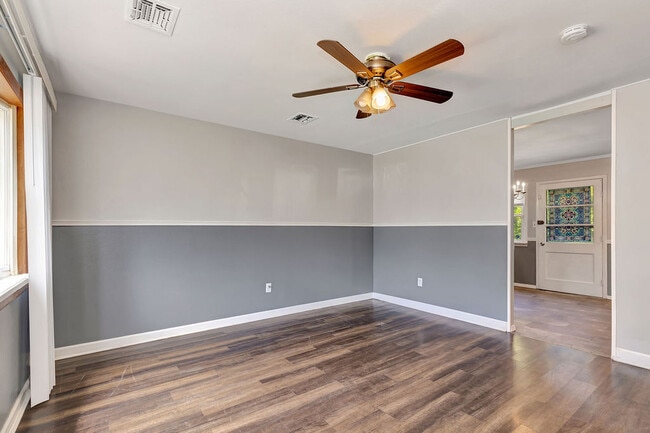 Photo - 3232 Deshler Dr