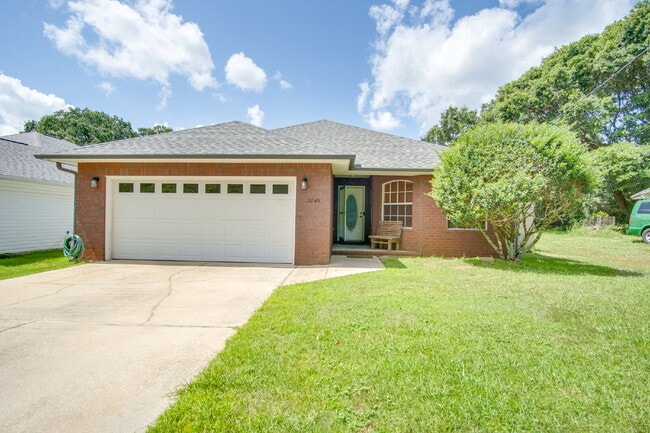 Building Photo - Northeast Pensacola Pool Home with Screened Porch and Fenced Yard