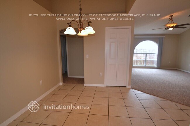 Photo - 571 Fort Smith Blvd