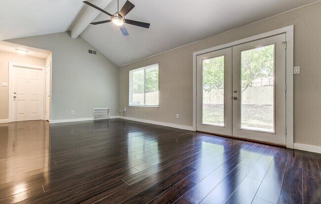 Photo - 6607 Capriola Dr