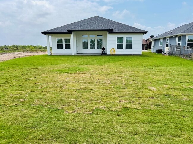 Photo - 113 Torrey Pines Dr