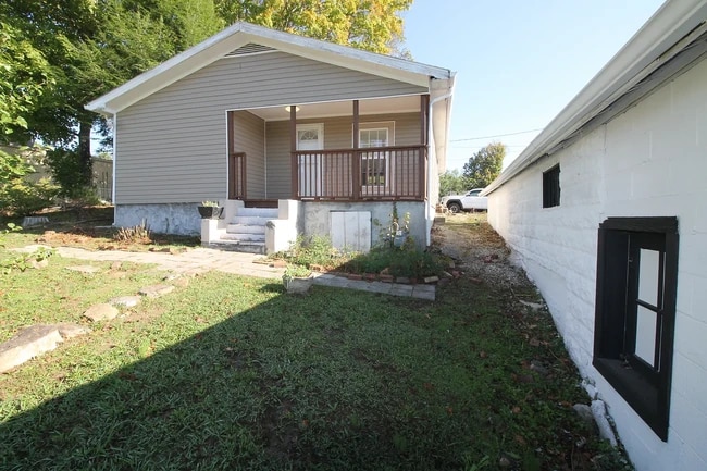 Photo - 102 Dale Ave