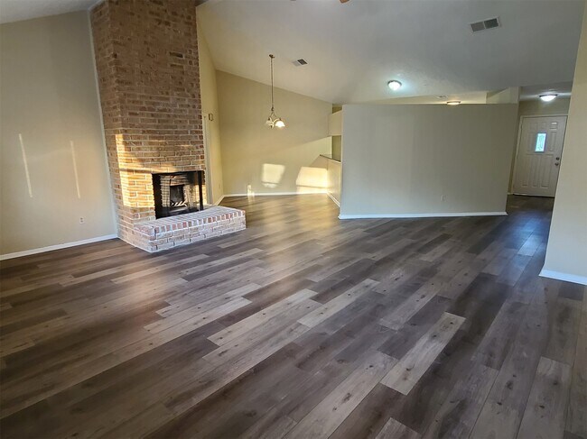 Photo - 17123 Forelock Way