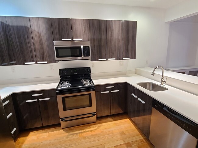 Photo - 125 Saint Botolph St Unidad 4