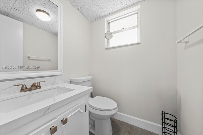 Photo - 9011 NE 4th Avenue Rd