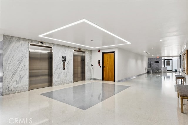 Photo - 818 N Doheny Dr Unit 308