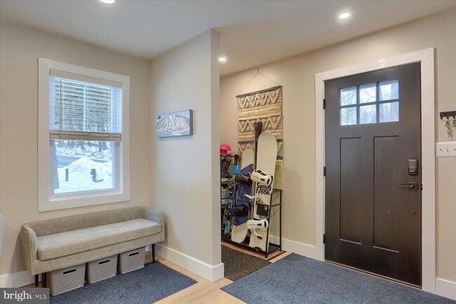 Photo - 1365 Roundtop Rd