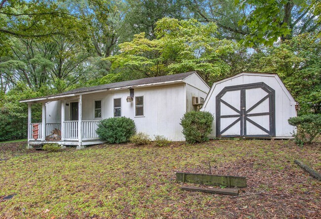 Photo - 2115 Cedarhurst Dr