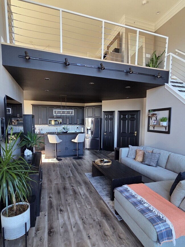 Photo - 1515 N Van Buren St Unidad 510