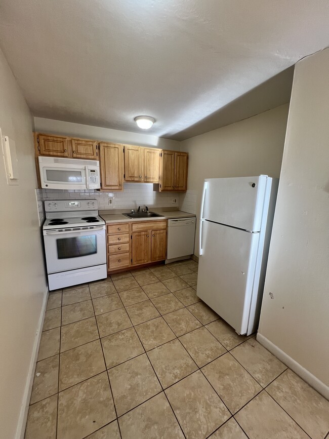 Photo - 73 Gardner St Condo Unit 18