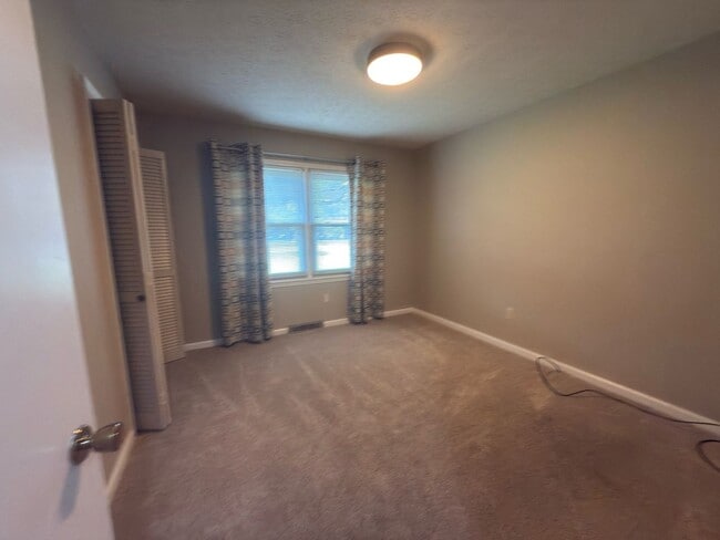 Photo - Spacious three bedroom, two bathroom with ...