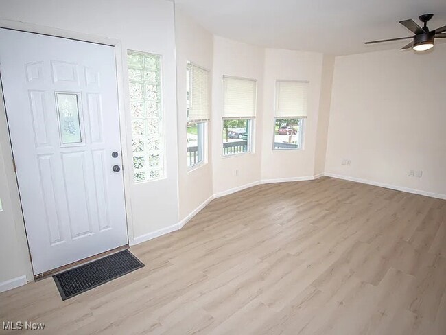 Photo - 3219 W 86th St