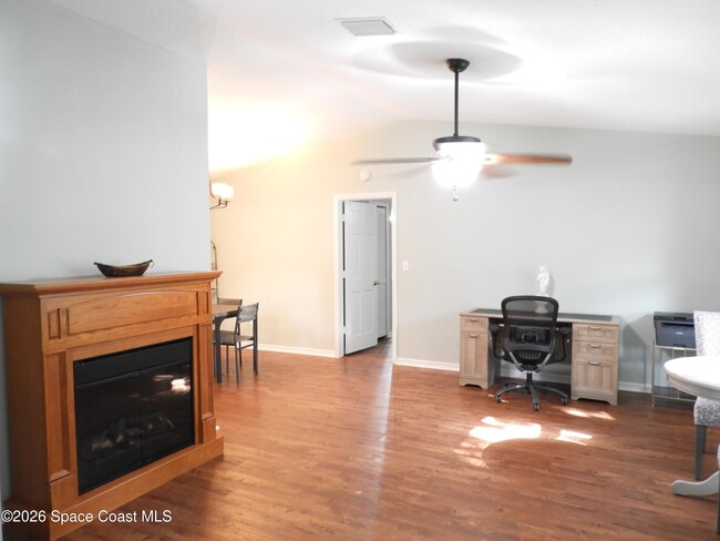 Photo - 1220 Snowbird Ave NW