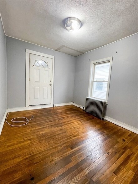 Photo - 904 Main St Unit 1