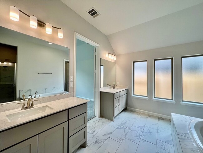 Photo - 1351 Park Path Dr