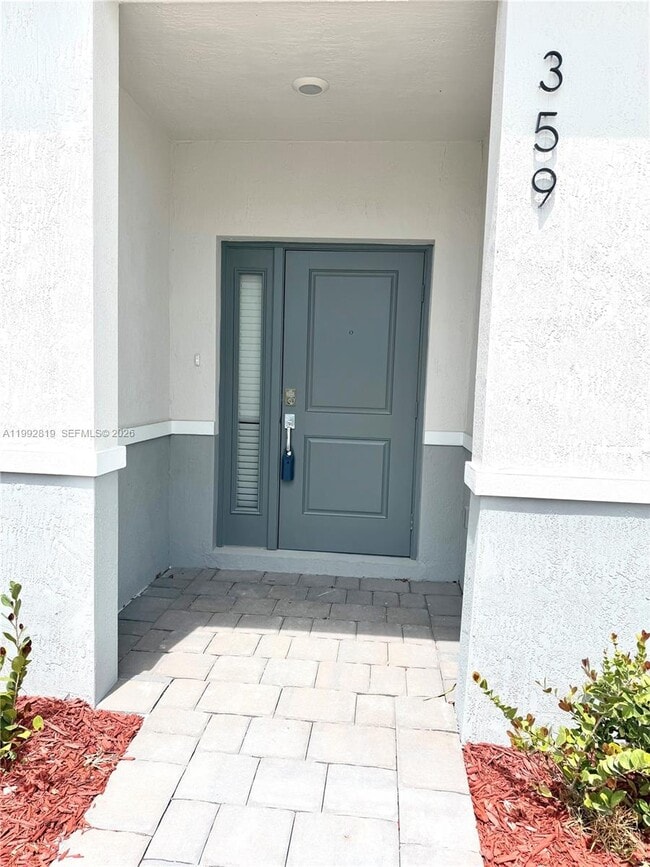 Photo - 359 NE 16th St