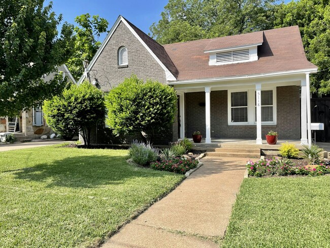 Building Photo - 5118 Stoneleigh Ave