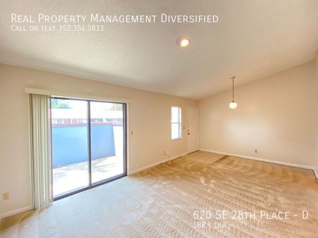 Photo - 620 SE 28th Pl Unidad D