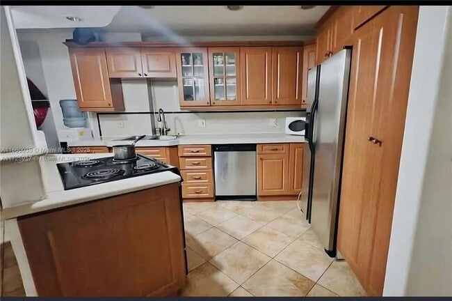Building Photo - 11925 NE 2nd Ave Unit B317 Rental