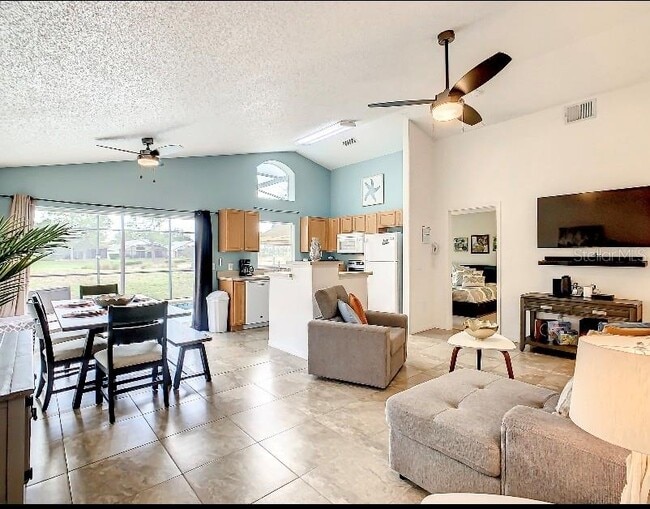 Photo - 2932 Kokomo Loop