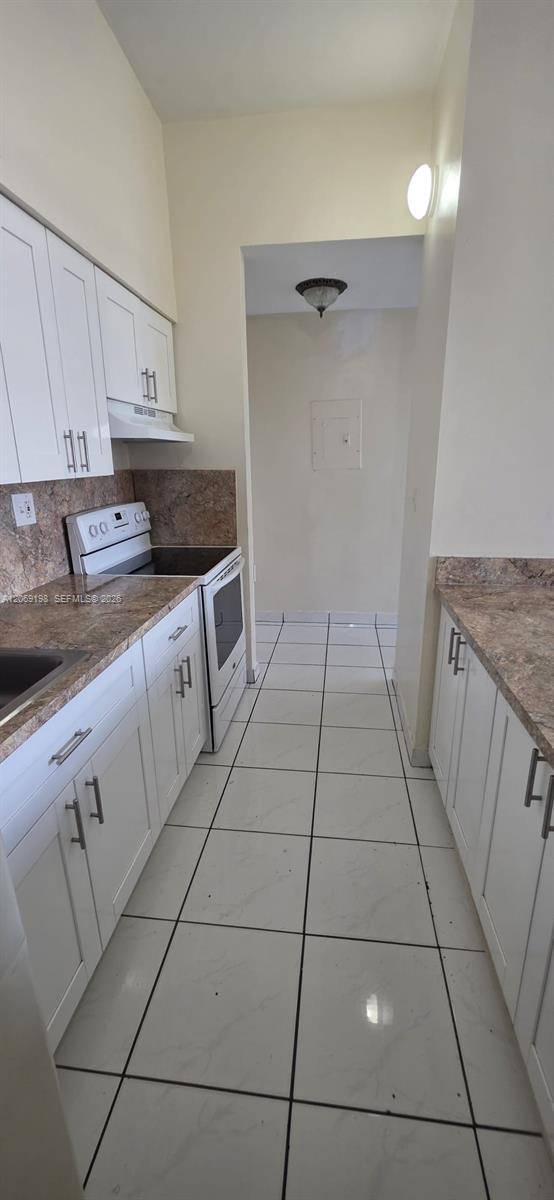 Photo - 7400 W 20th Ave Unidad 109