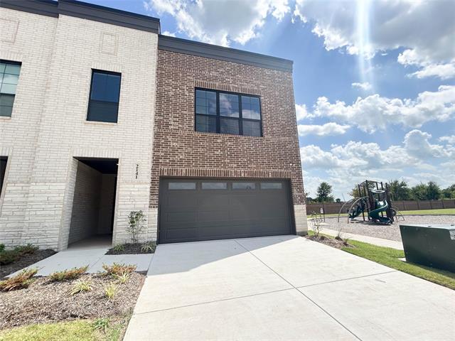 Photo - 2141 Layla Dr