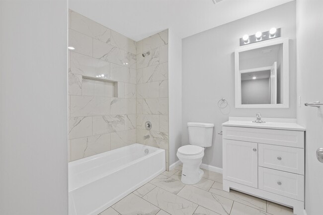 Photo - 45 Franklin St Unit 2