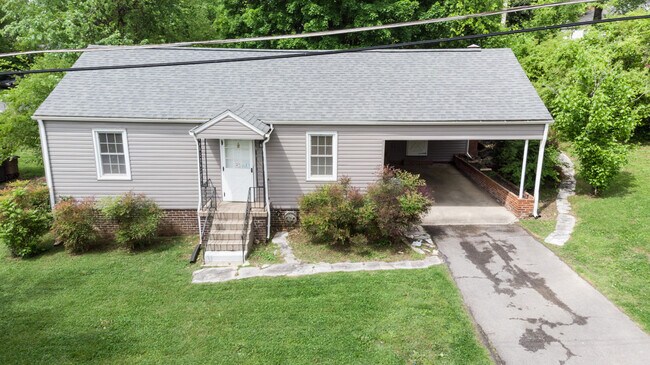 Photo - 2313 Brice St