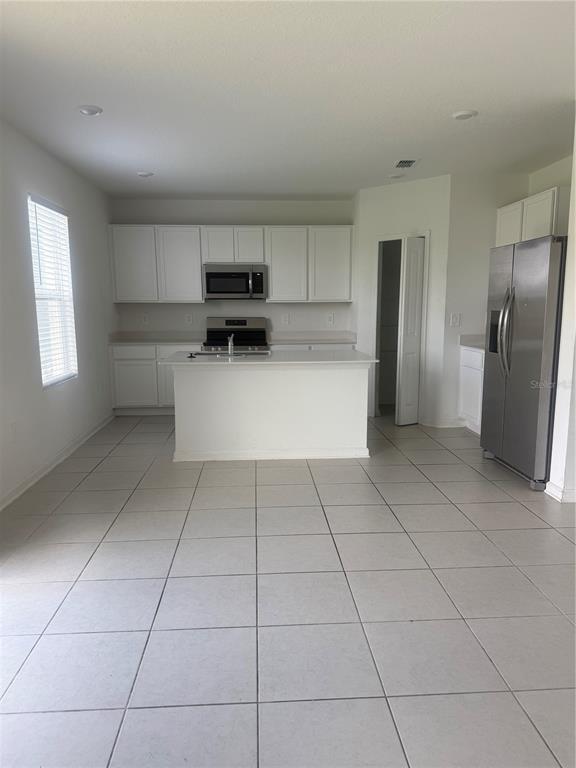 Photo - 2434 McKinley Dr