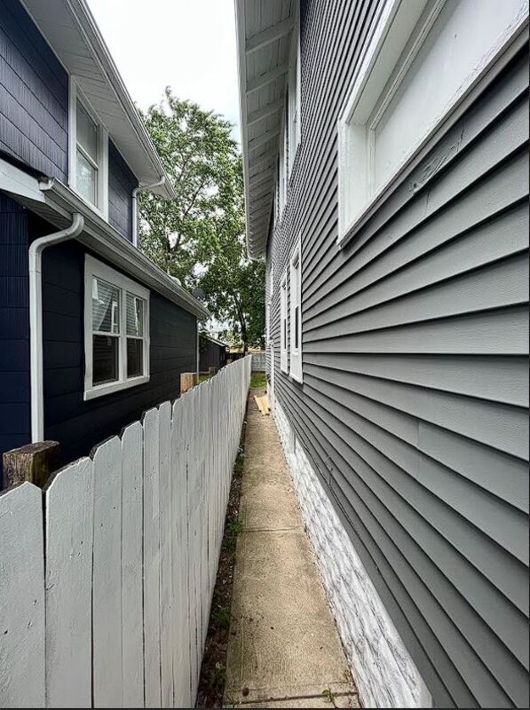 Photo - 1663 S 4th St