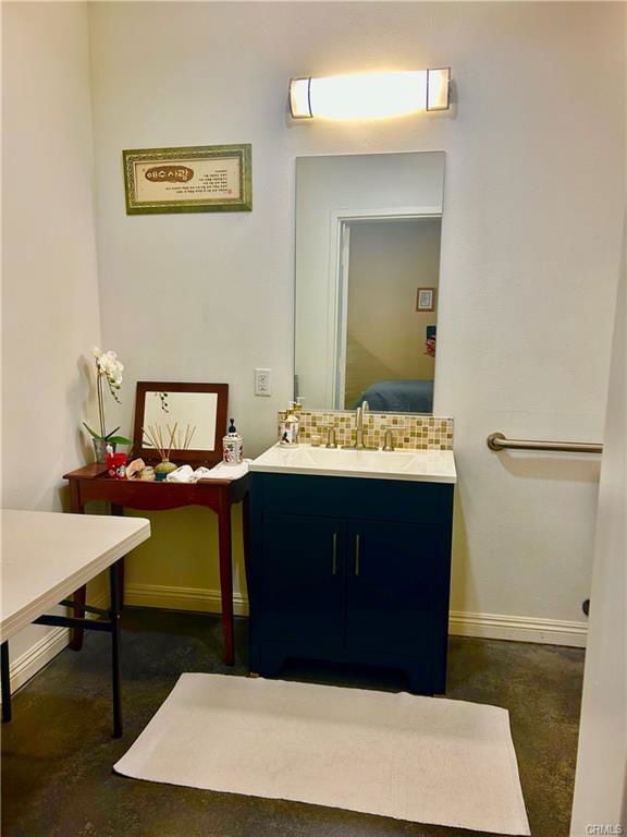 Photo - 300 E 4th St Unit 101