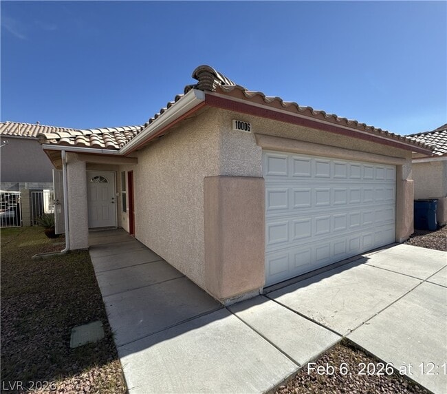 Building Photo - 10006 Mardagen St