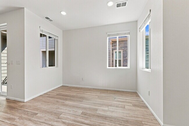 Photo - $2,495.95 - 3 Bed, 2.5 Bath Townhome in Aurora with Central AC and In Unit Laundry!