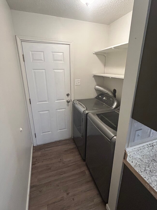 Photo - 3609 Barry Ave