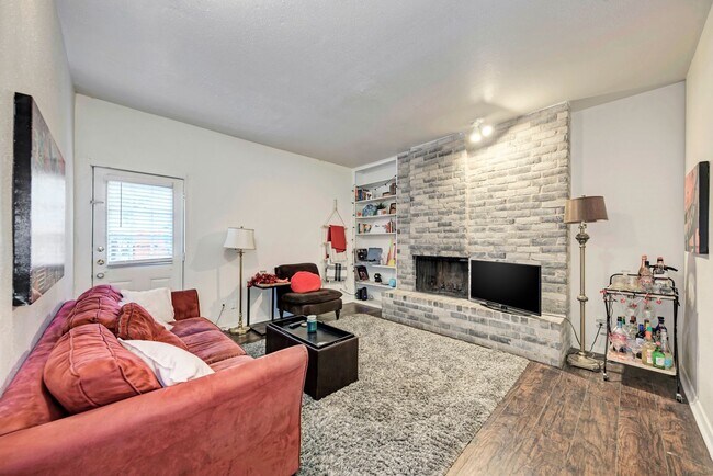 Photo - 3102 Cedar St Unit 3102 Cedar B