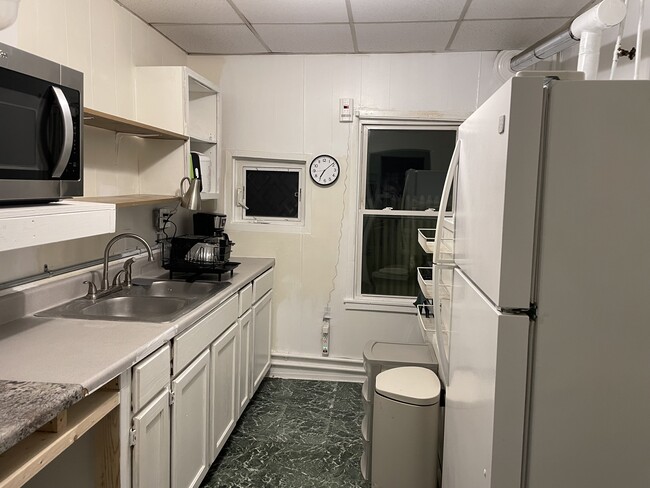 Photo - 1849 Highland Ave Unit Apt 1