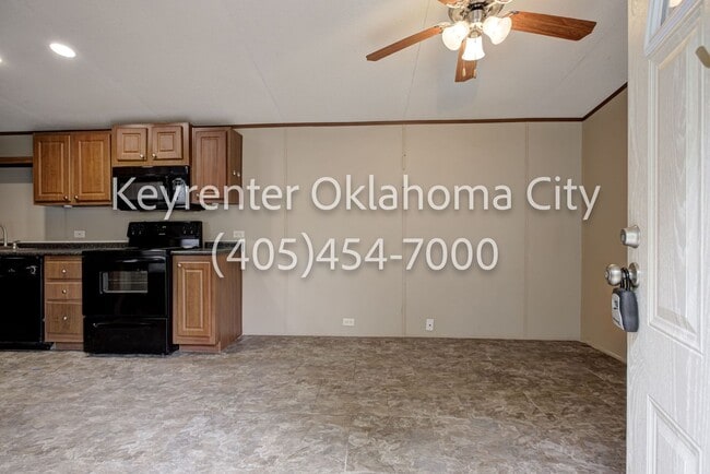 Photo - Spacious 2BD/1BTH Home In OakRidge Village In Spencer