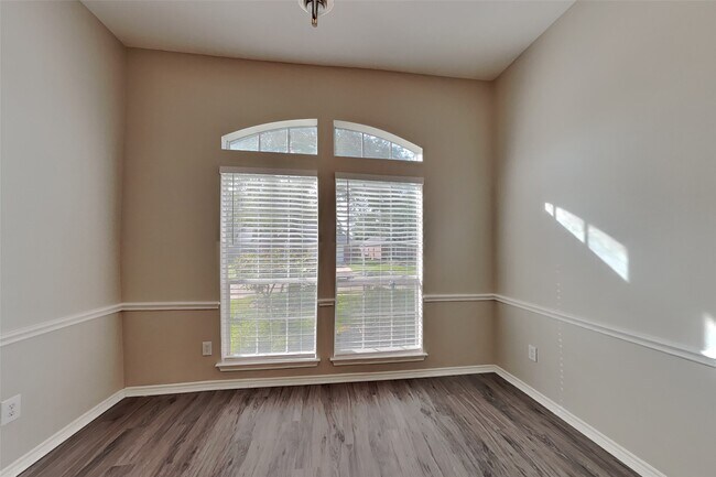 Photo - 20214 Stone Falls Ct