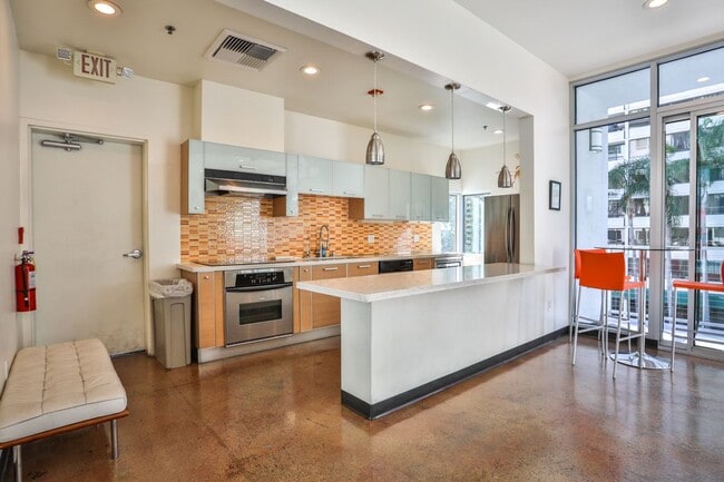 Photo - 645 W 9th St Unit 201