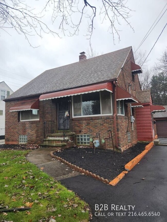 Photo - 21481 Forbes Rd