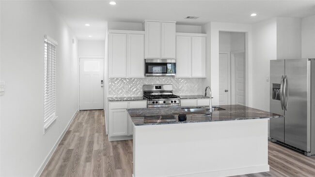 Photo - 2833 Lisburn Ter Ln