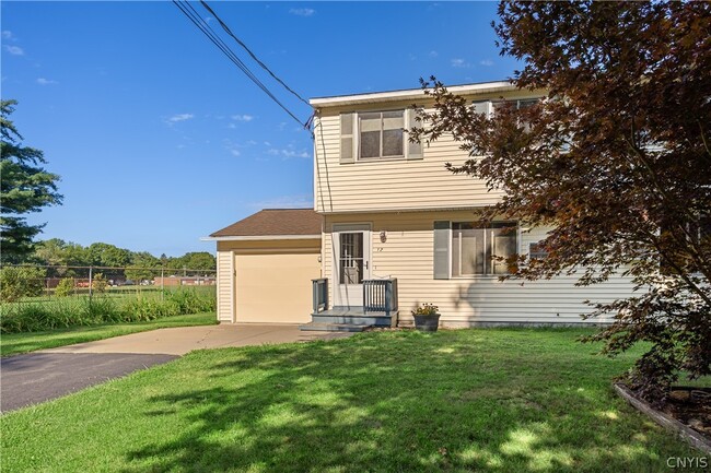 Photo - 12 Division St