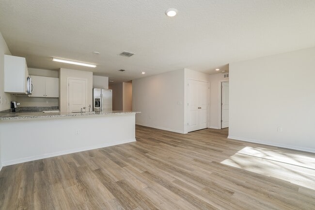 Photo - 2660 W Bravura Dr