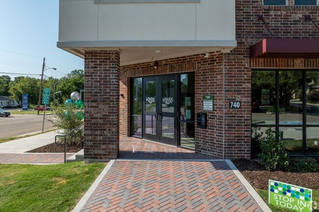 Photo - Park on 14th