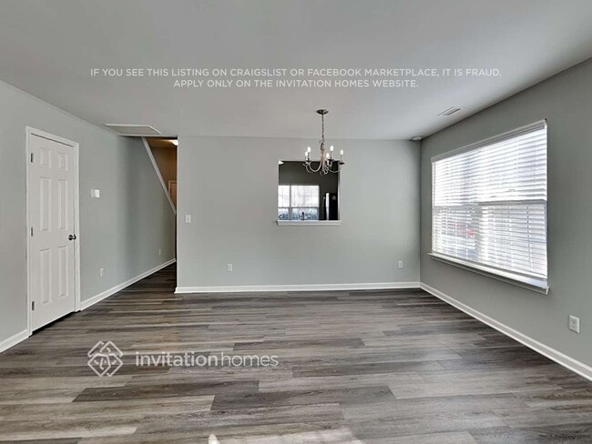 Photo - 113 Big Leaf Way